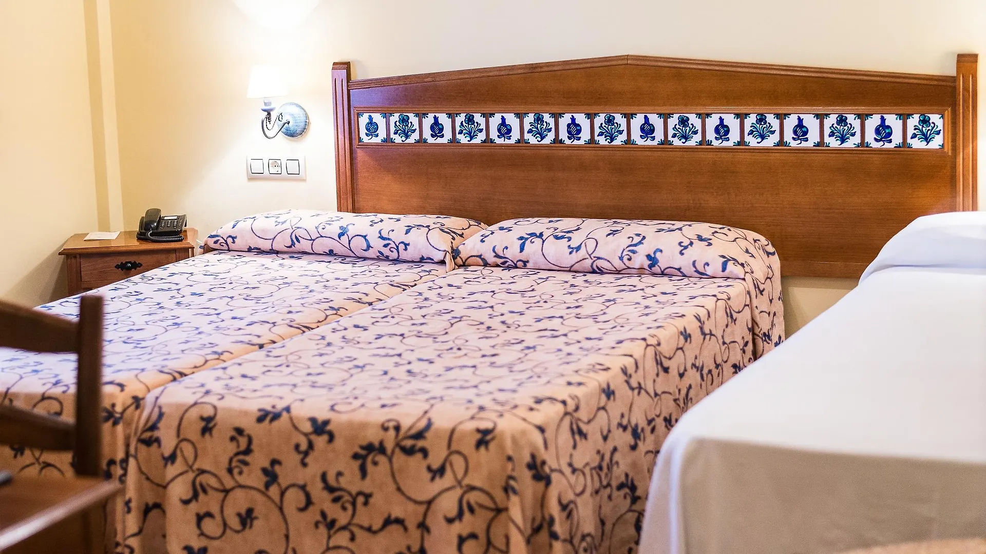 Cortijo De Tajar Hotel Huetor Tajar